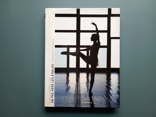 Book cover from Un Pas vers les Étoiles. Le Ballet de l'Opéra National de Paris